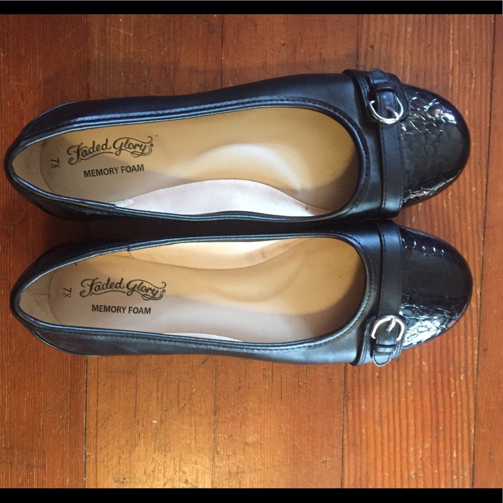 Faded Glory 7.5 flats
